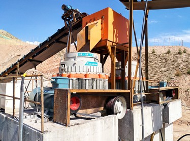 甘肃武威时产250-300吨鹅卵石碎石生产线项目