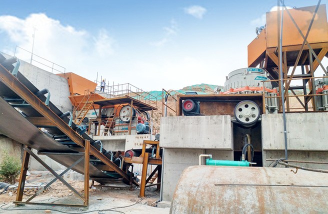 甘肃武威时产250-300吨鹅卵石碎石生产线项目