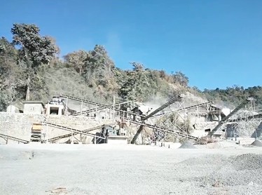 老挝时产280吨辉绿岩碎石生产线项目案例