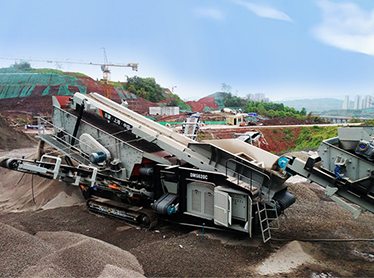 石灰石破碎机/石灰石移动破碎设备/石灰石履带式移动破碎机