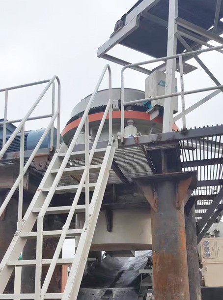 DHP多缸液压圆锥破碎机