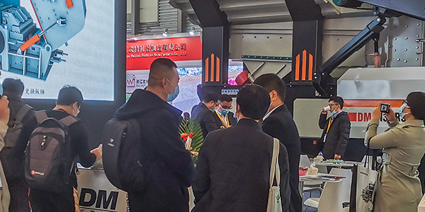 【直击现场·开展第三天】精彩继续！360°展示东蒙E6.530展台盛况，聚焦baumaCHINA2020现场抢先看！